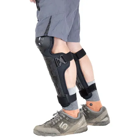 DEMON Tactic Knee Pads | Back