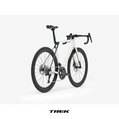 2026 TREK MADONE SL 7 Gloss Crystal White/Matte Deep Smoke | Road bikes
