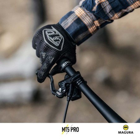 Спирачки MAGURA MT5 PRO сет | 2бр спирачки MT5 + 2бр дискове Storm HC 203/180