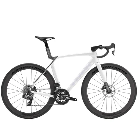 Шосеен карбонов велосипед 2026 TREK Madone SL 6 AXS | Gloss Crystal White/Matte Deep Smoke