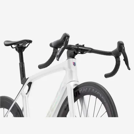 2026 TREK Madone SL 6 AXS Gloss Crystal White/Matte Deep Smoke | Road bikes