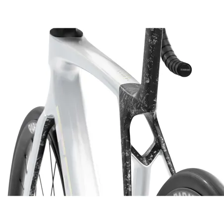 2026 TREK MADONE SL 5 Gloss Crystal White/Matte Deep Smoke | Road bikes
