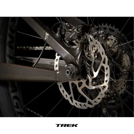 TREK FUEL EX 8 XT Rage Red to Dnister Black Fade